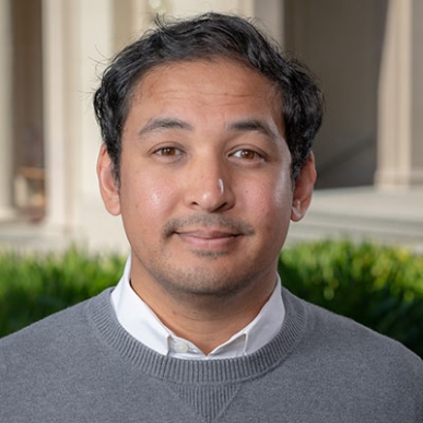 Occidental College professor Vikram Shende headshot