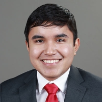 Raymond Arias headshot