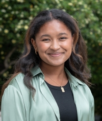 Obama Scholar Raja Bella Hicks ’25