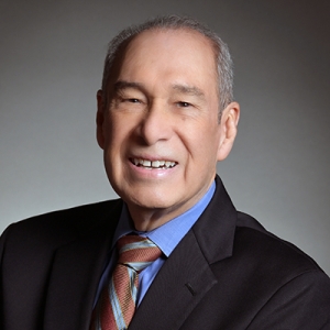 Occidental College alumnus Pedro Echeverria headshot
