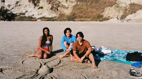 Aung Htet '28 on the beach