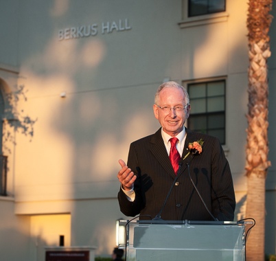 News-Berkus_Hall_Dave_Dedication