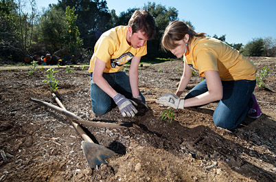 news_MLKDay_students_plants