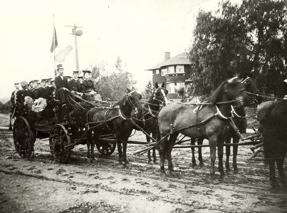 news_roseparade_1899